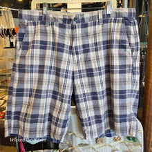  VAN HEUSEN Blue Plaid Shorts 38 - PopRock Vintage. The cool quotes t-shirt store.