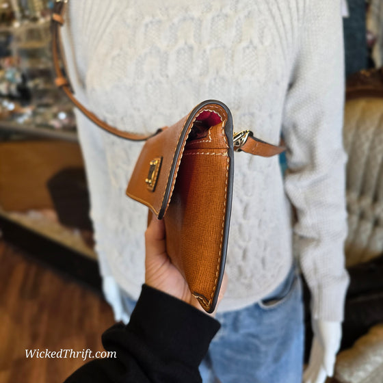 CLEARANCE! DOONEY & BOURKE Beacon East/West Flap