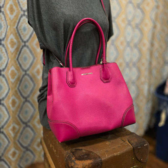 MICHAEL KORS Pink Pebbled Leather Tote AS IS - PopRock Vintage. The cool quotes t-shirt store.