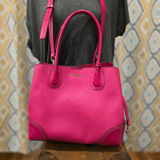 MICHAEL KORS Pink Pebbled Leather Tote AS IS - PopRock Vintage. The cool quotes t-shirt store.