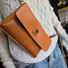  CLEARANCE! DOONEY & BOURKE Beacon East/West Flap