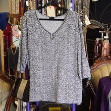  PRICE DROP! J JILL Black/White Pattern Half Sleeve 2X