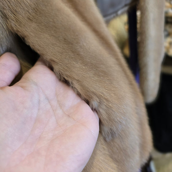 VINTAGE Blonde Mink Stole