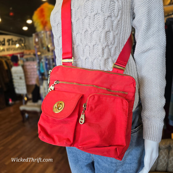 BAGGALLINI Red Travel Bag